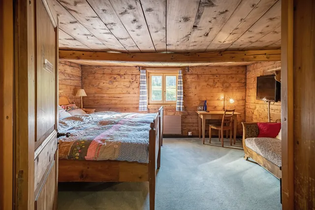 Arvenmöbel im Arvenzimmer