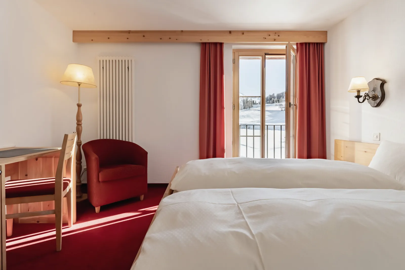 Doppelzimmer Comfort mit Blick in den Schnee