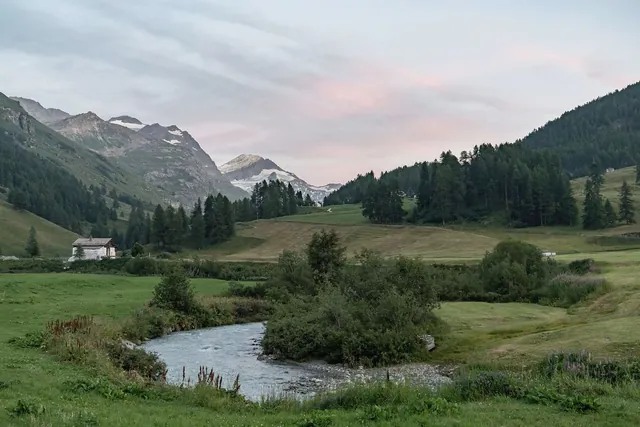 Abendlicht über dem Tal